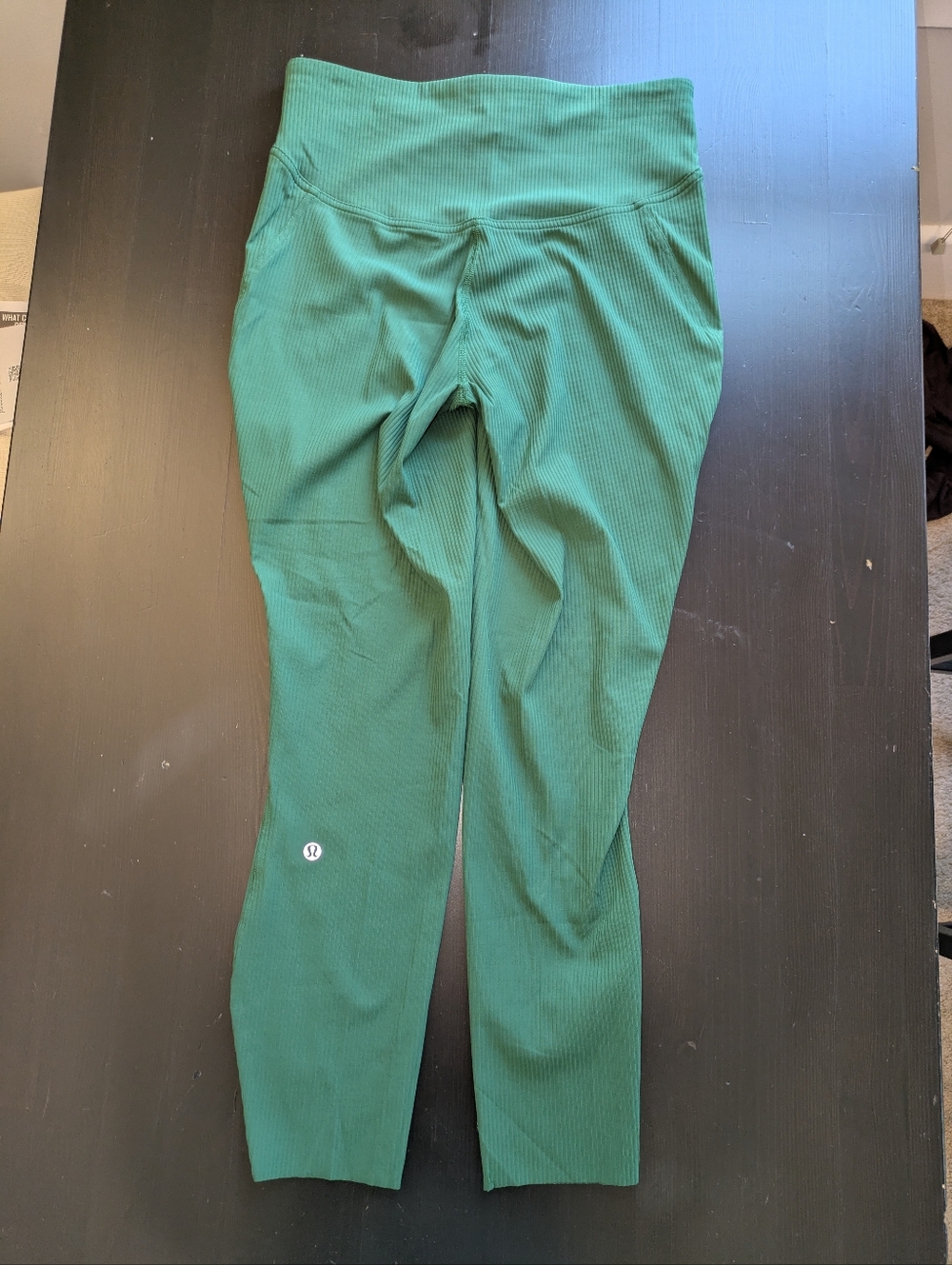 Lululemon Green Base Pace Ribbed Leggings Size 8 Like New Condition - Picture 2 of 5